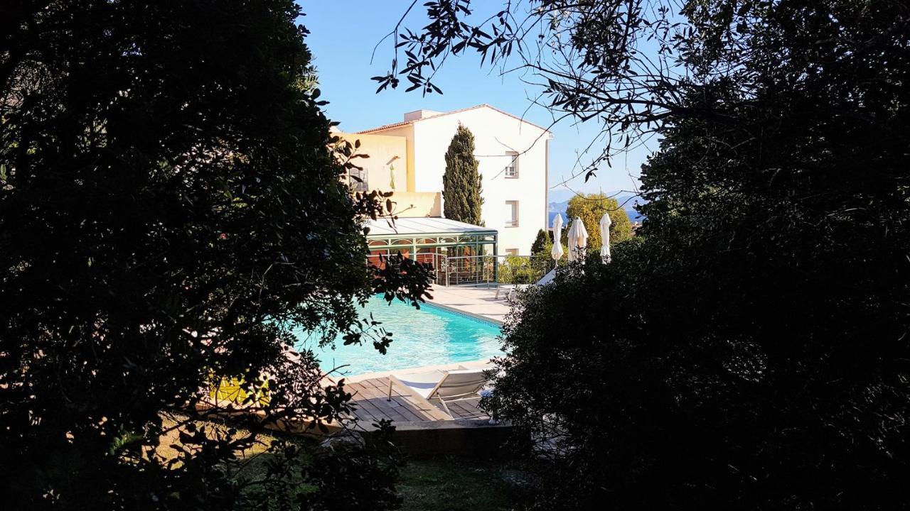 Hotel Cala Di L'Oru LʼÎle-Rousse Exterior foto
